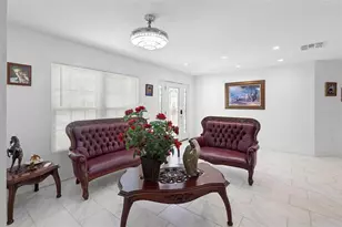 2048 Laredo Dr, Deltona, FL 32738 - Photo 7