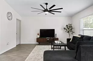 2518 Hoptree Ln, Edgewater, FL 32141 - Photo 11