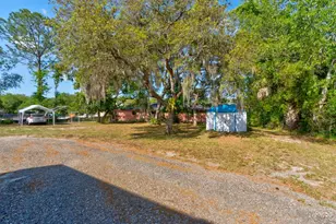 2214 Danforth Ave, Deltona, FL 32738 - Photo 23