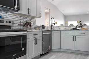 1738 Palm Rd, Ormond Beach, FL 32174 - Photo 15