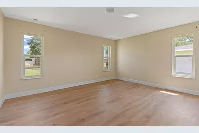 825 Wells Drive, South Daytona, FL 32119 - Photo 11