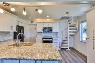 8 Ocean Dunes Dr, Ormond Beach, FL 32176 - Photo 9