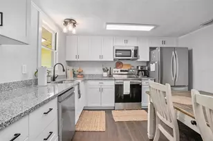 1402 E Voorhis Ave, Deland, FL 32724 - Photo 11