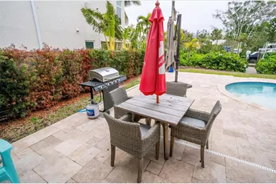 5169 Oxford Drive, Sarasota, FL 34242 - Photo 29