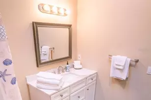 5169 Oxford Dr, Sarasota, FL 34242 - Photo 13