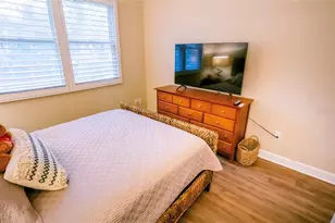 5169 Oxford Dr, Sarasota, FL 34242 - Photo 23