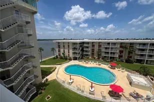 2711 N Halifax Ave, Daytona Beach, FL 32118 - Photo 1