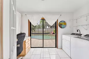 1660 E Apache Cir, Deltona, FL 32725 - Photo 21