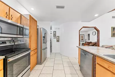 1660 E Apache Circle, Deltona, FL 32725 - Photo 7