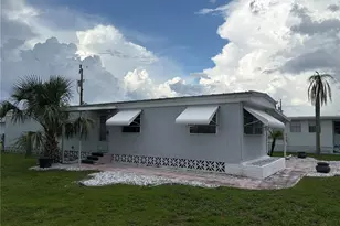 3130 Mercury Ln, North Fort Myers, FL 33903 - Photo 3