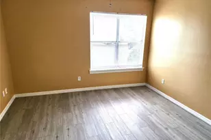 1600 Big Tree Rd, South Daytona, FL 32119 - Photo 9