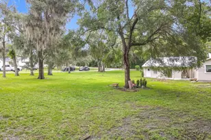 128 N Lakeview Dr, Lake Helen, FL 32744 - Photo 39