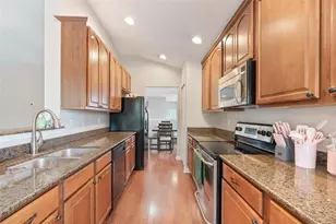 529 Hockendale Cove, Sanford, FL 32771 - Photo 9