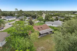 2816 S Elston Dr, Deltona, FL 32738 - Photo 37