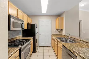 910 Regatta Bay Dr, Orange City, FL 32763 - Photo 5