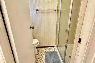 2010 Hickorywood Dr, South Daytona, FL 32119 - Photo 15