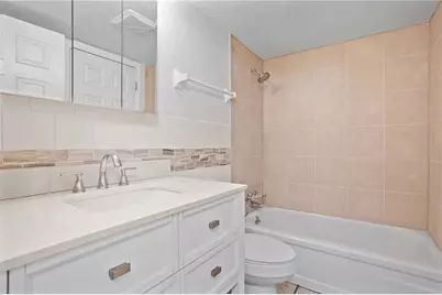 303 Ridge Boulevard #110, South Daytona, FL 32119 - Photo 13