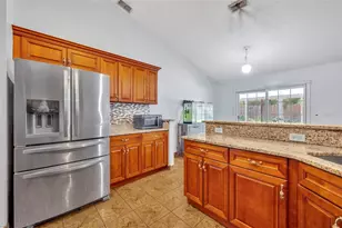 725 W 9th St, Deltona, FL 32725 - Photo 17