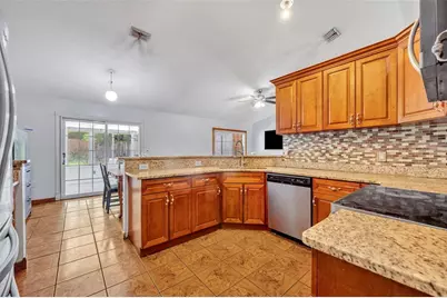 725 W 9th Street, Deltona, FL 32725 - Photo 15