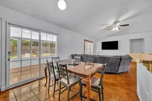 725 W 9th St, Deltona, FL 32725 - Photo 13