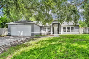 725 W 9th St, Deltona, FL 32725 - Photo 1
