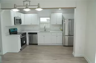 722 65th Ave E, Bradenton, FL 34203 - Photo 3