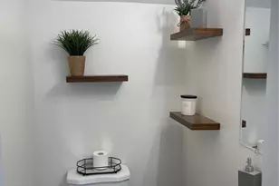 722 65th Ave E, Bradenton, FL 34203 - Photo 7