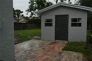 722 65th Ave E, Bradenton, FL 34203 - Photo 23