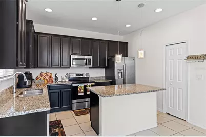 978 E 10th Street, Apopka, FL 32703 - Photo 9