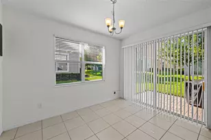 978 E 10th St, Apopka, FL 32703 - Photo 13