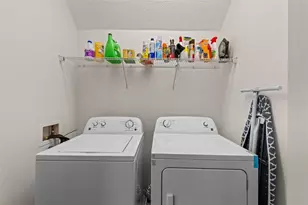 978 E 10th St, Apopka, FL 32703 - Photo 27