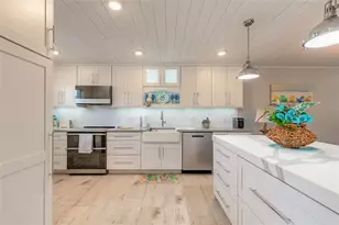 325 N Causeway, New Smyrna Beach, FL 32169 - Photo 19