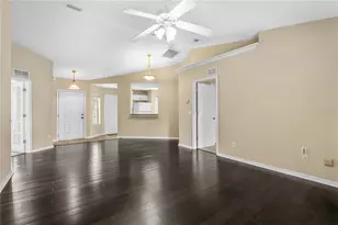 633 Clairmont Ln, South Daytona, FL 32119 - Photo 7