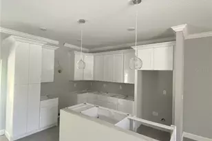 221 W Euclid Ave, Deland, FL 32720 - Photo 5