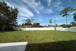 3046 Woodland Dr, Edgewater, FL 32141 - Photo 5