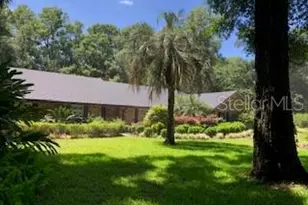 2096 Chinaberry Ln, Deland, FL 32720 - Photo 1