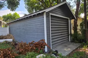 339 E Central Ave, Lake Wales, FL 33853 - Photo 9