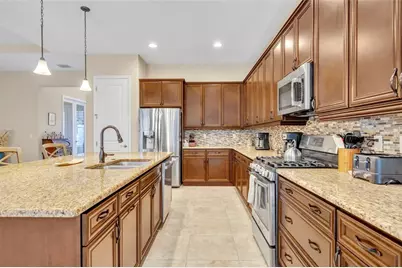 102 Bedford Court, Deland, FL 32724 - Photo 17