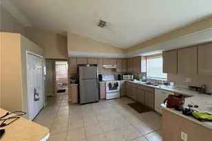 16447 Trails End Rd, Brooksville, FL 34604 - Photo 5