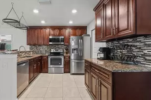 1348 E Hancock Dr, Deltona, FL 32725 - Photo 5
