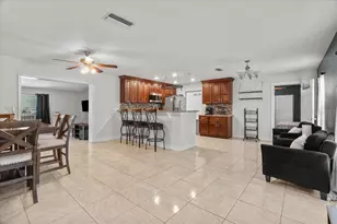 1348 E Hancock Dr, Deltona, FL 32725 - Photo 3