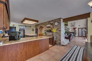 105 Saxon Blvd, Deltona, FL 32725 - Photo 23