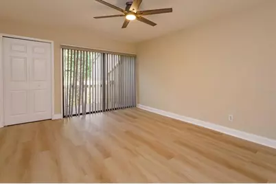 5303 Indian Creek Drive #D, Orlando, FL 32811 - Photo 15