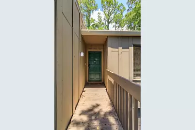 5303 Indian Creek Drive #D, Orlando, FL 32811 - Photo 3