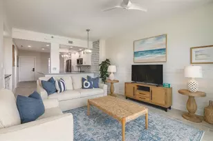 104 Surfview Dr, Palm Coast, FL 32137 - Photo 9