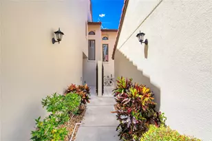 2932 Sea Oats Cir, Daytona Beach, FL 32118 - Photo 9