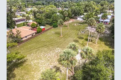 525 W Blue Springs Avenue, Orange City, FL 32763 - Photo 9