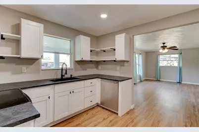 13 Highridge Road, Daytona Beach, FL 32117 - Photo 5