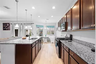 462 Briarbrook Wy, Deland, FL 32724 - Photo 9