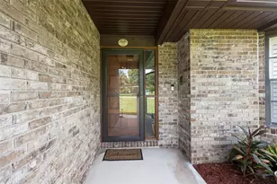 542 Cleo Ln, Deltona, FL 32738 - Photo 3